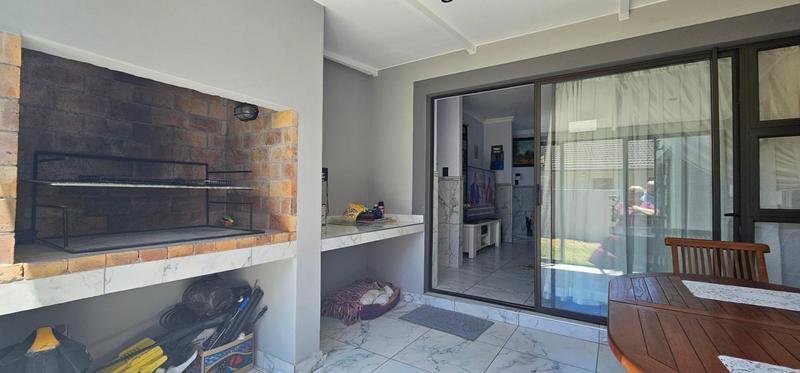 4 Bedroom Property for Sale in Country Club Western Cape